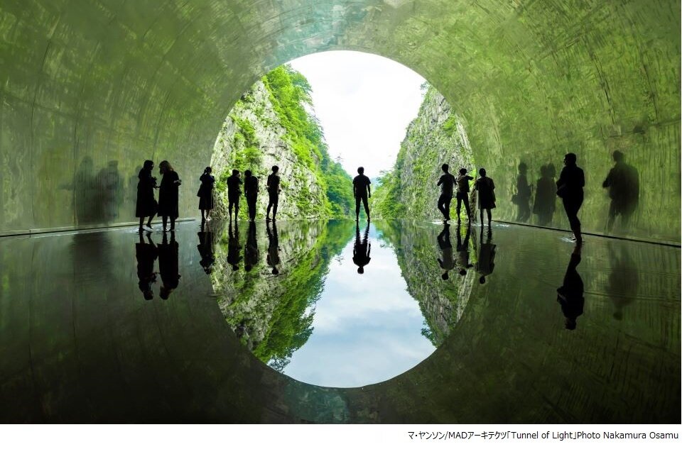 s960マ・ヤンソン MADアーキテクツ「Tunnel of Light」Photo Nakamura Osamu.jpg