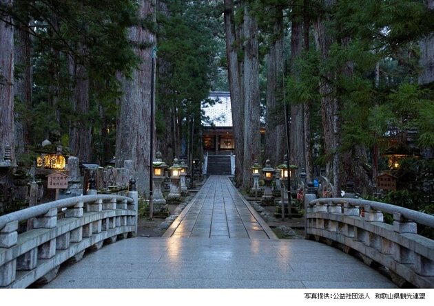 天空の聖地「高野山」<br />神聖な空気に満ちる3日間