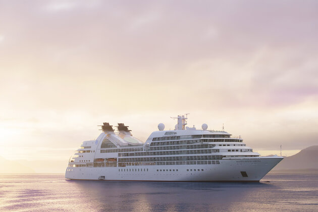 2026年新規就航　三井オーシャンサクラで航く 世界自然遺産 小笠原クルーズ　6日間