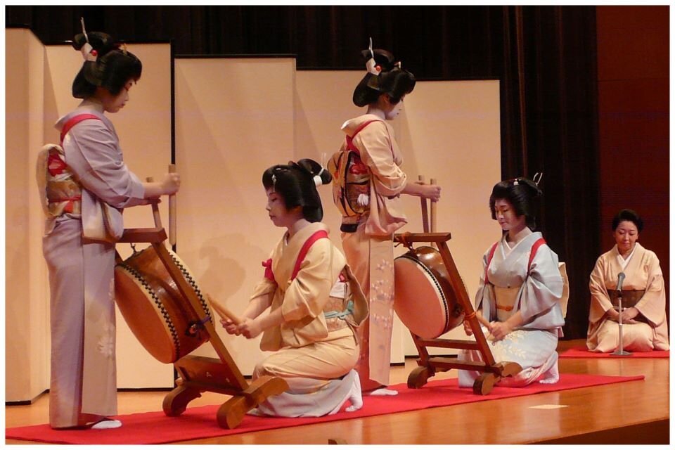 W960 金沢芸妓の舞02　NTA様より.jpg