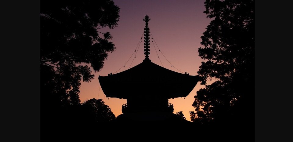 壇上伽藍　夜明けイメージ　写真提供：公益社団法人　和歌山県観光連盟 p01636.jpg