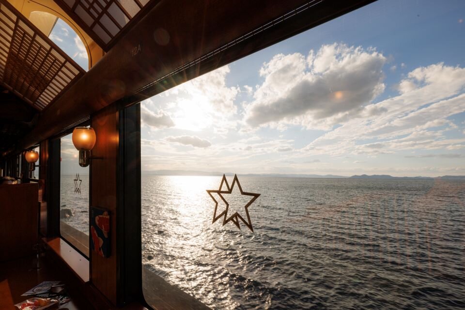 s NTA様提供3049_ふたつ星4047_車窓_original.jpg